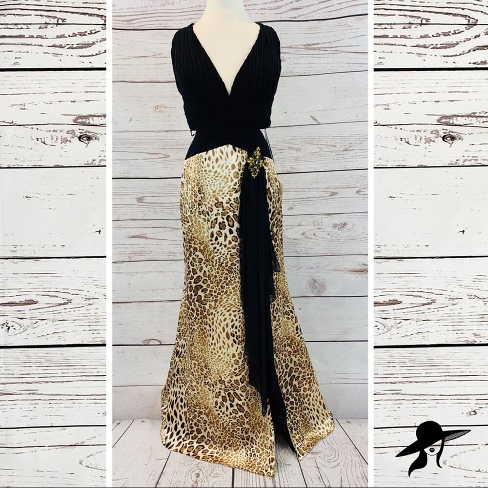 Evenings by Allure Animal Print formal trumpet